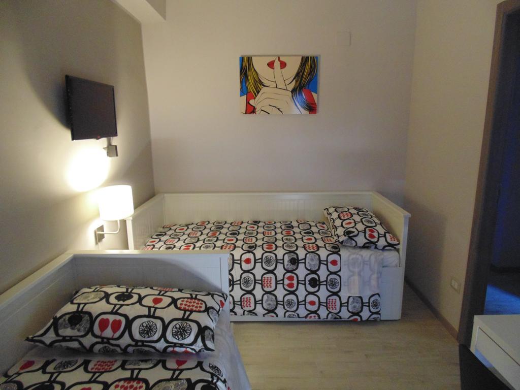 Attico Del Sole Bed & Breakfast Rometta Marea Exterior photo