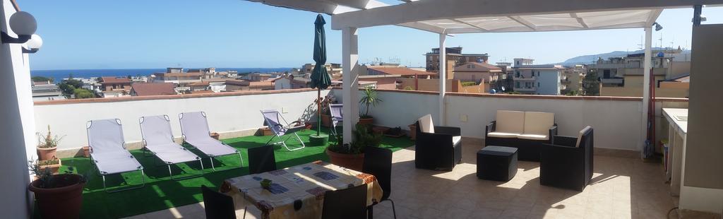 Attico Del Sole Bed & Breakfast Rometta Marea Exterior photo